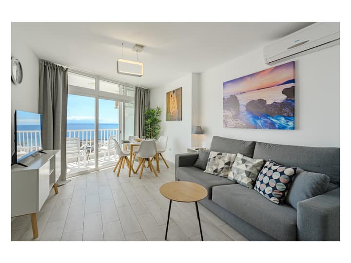 Living and dining area